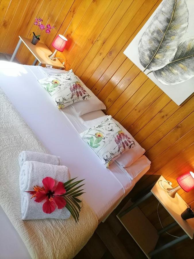 Casa El Colibri Bed & Breakfast Parrita Ngoại thất bức ảnh