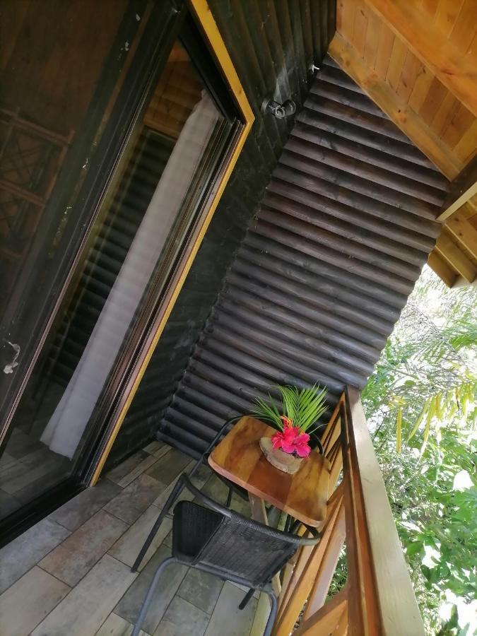 Casa El Colibri Bed & Breakfast Parrita Ngoại thất bức ảnh